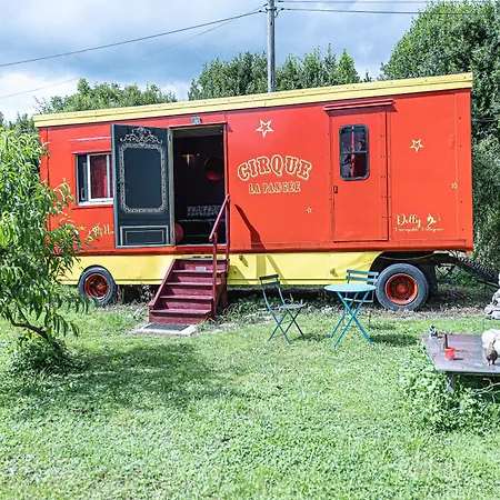 La Pangee Roulottes Hebergements Insolites * Lansac (Gironde)