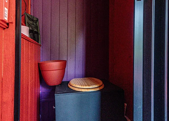 Camping La Pangee Roulottes Hebergements Insolites *